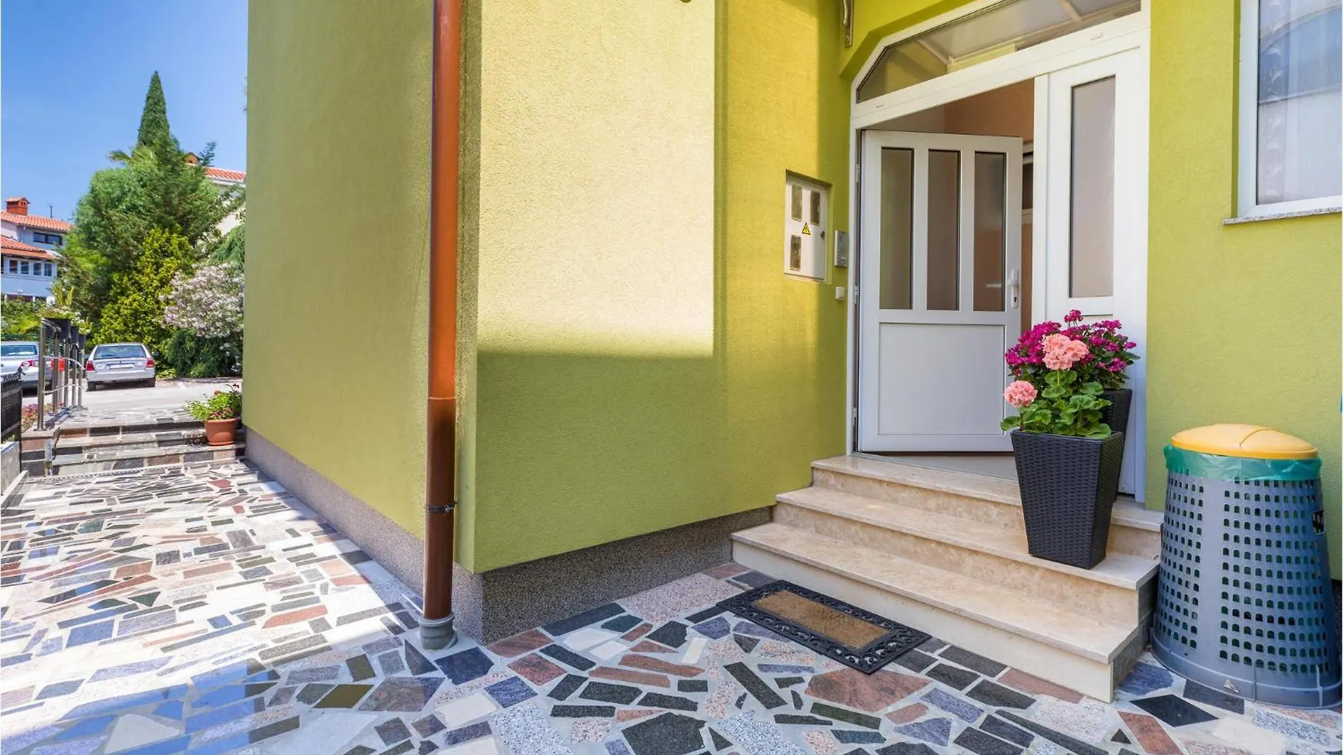 1 Bedroom Lovely Apartment In Pula