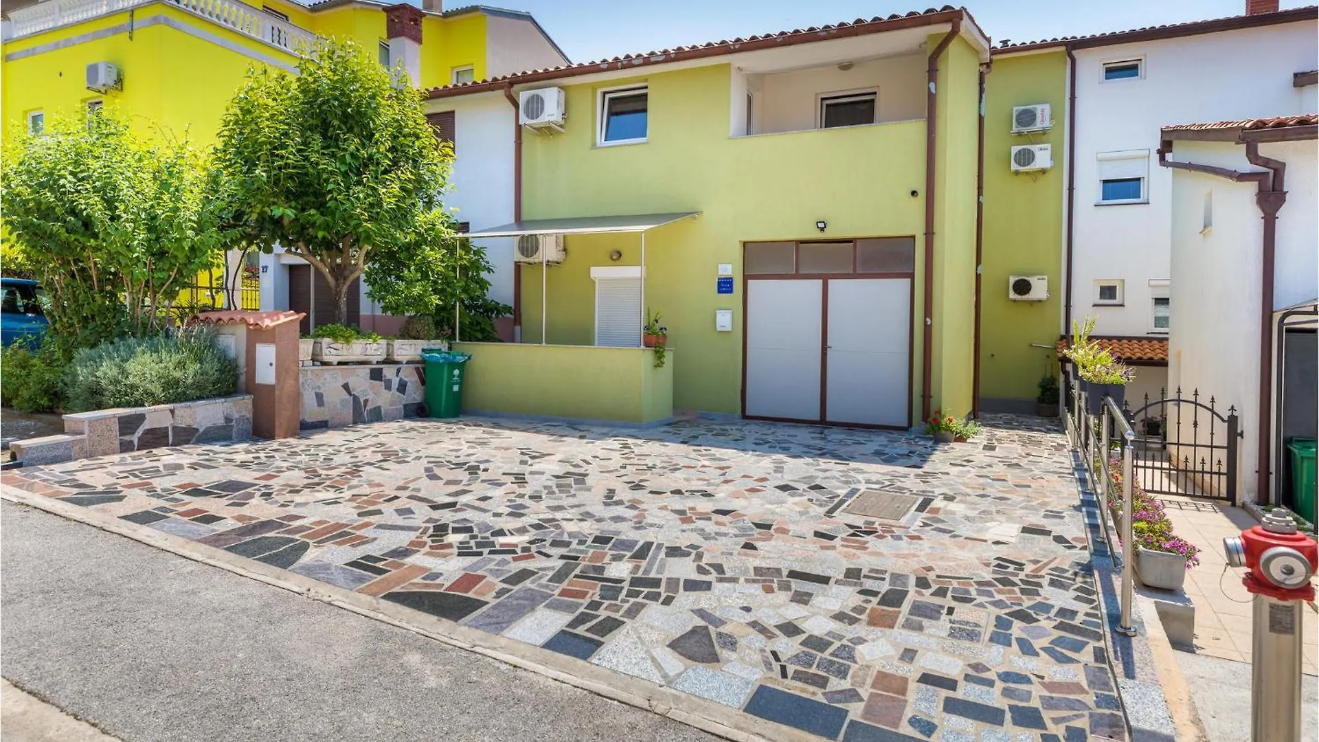 1 Bedroom Lovely Apartment In Pula