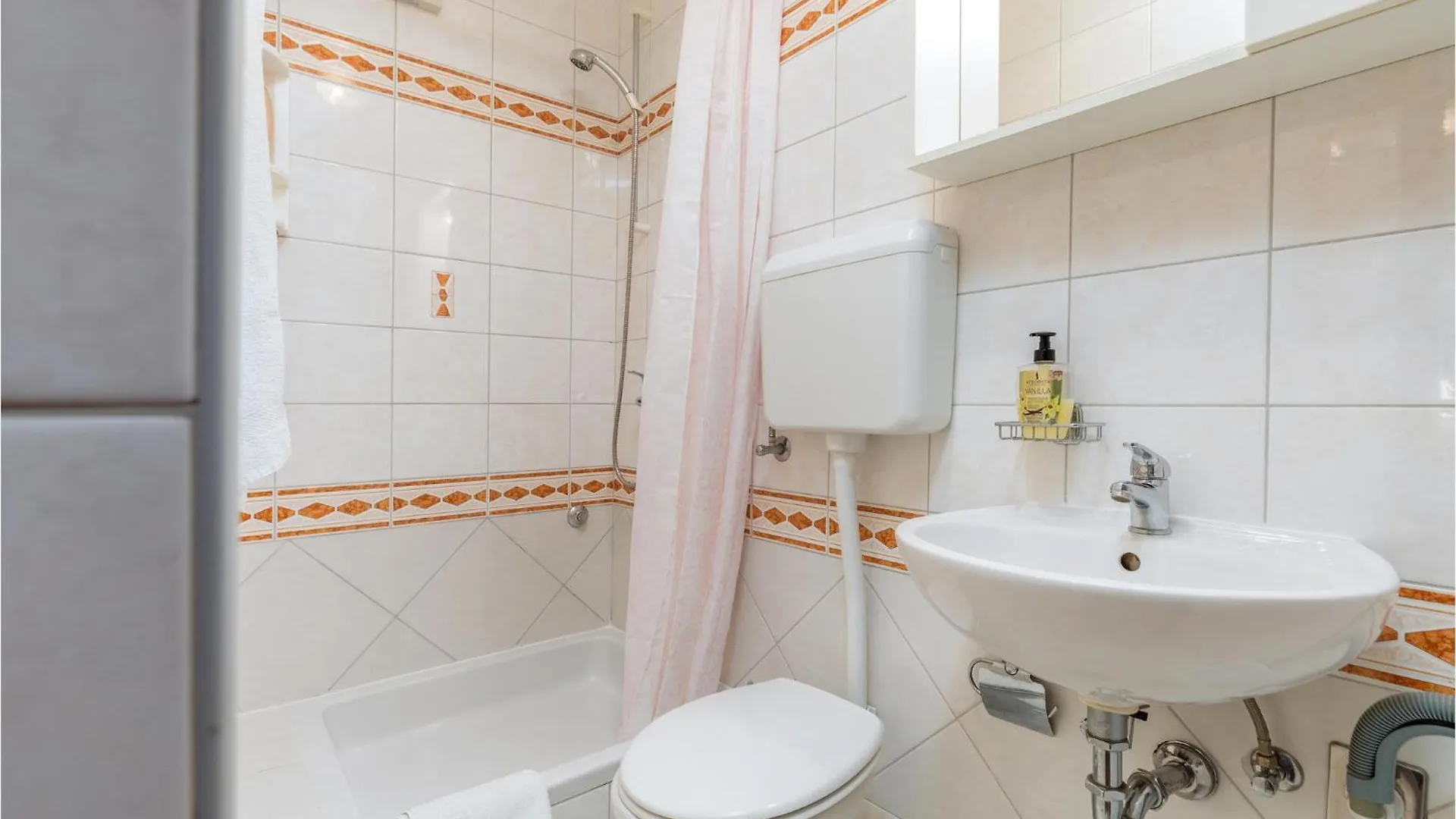 1 Bedroom Lovely Apartment In Pula Croatia