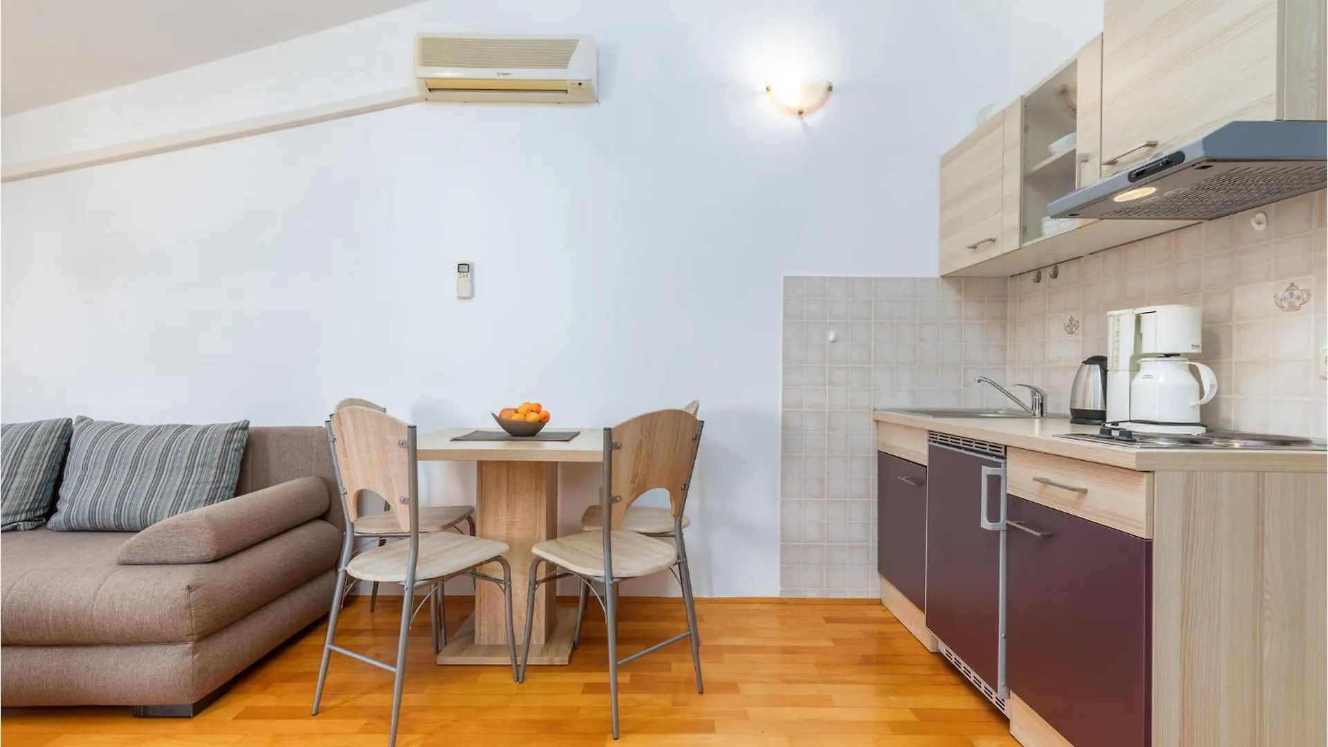 1 Bedroom Lovely Apartment In Pula